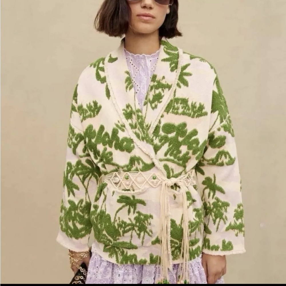 New with tags MAJE Imprime Aloha Beige Belted Cardigan Jacket M